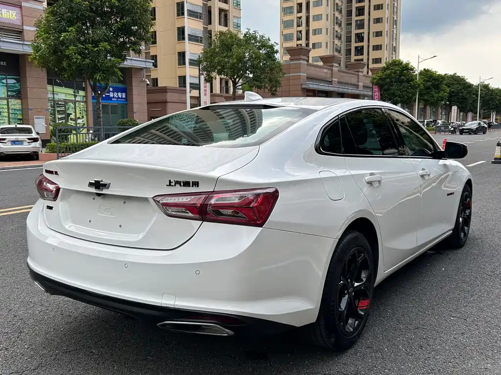 Chevrolet Malibu XL — фото 4