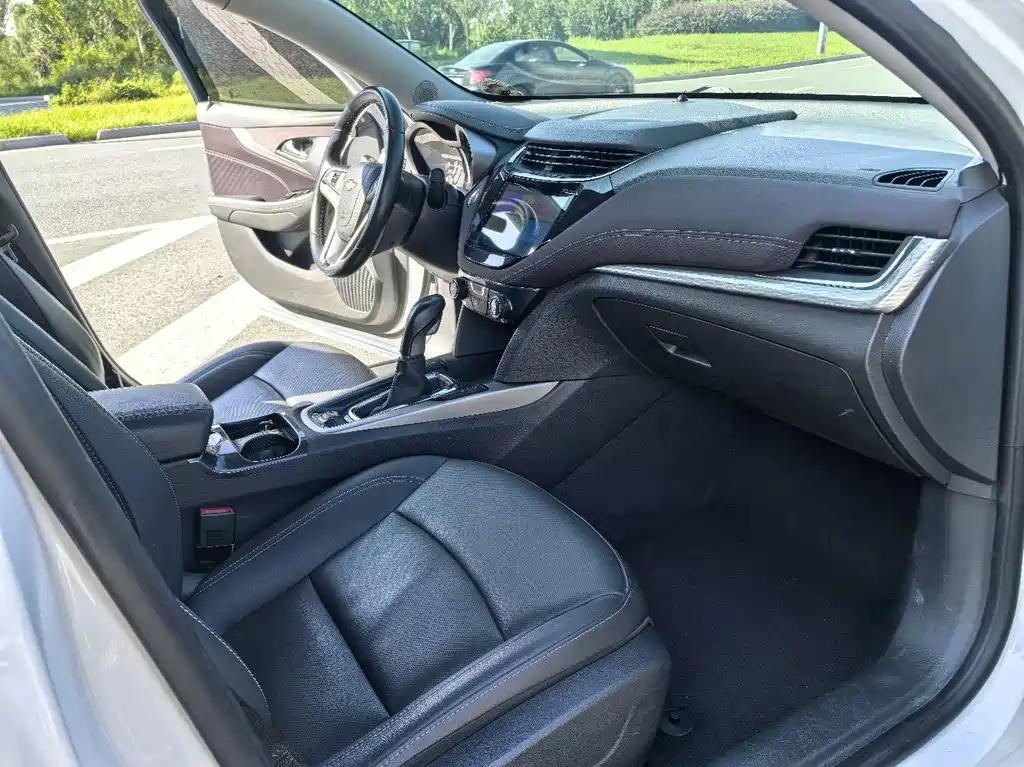 Chevrolet Malibu — фото 13
