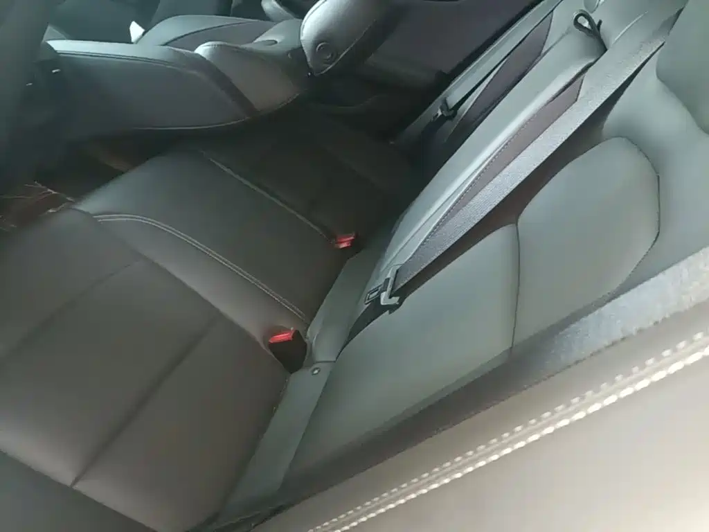 Chevrolet Malibu — фото 17