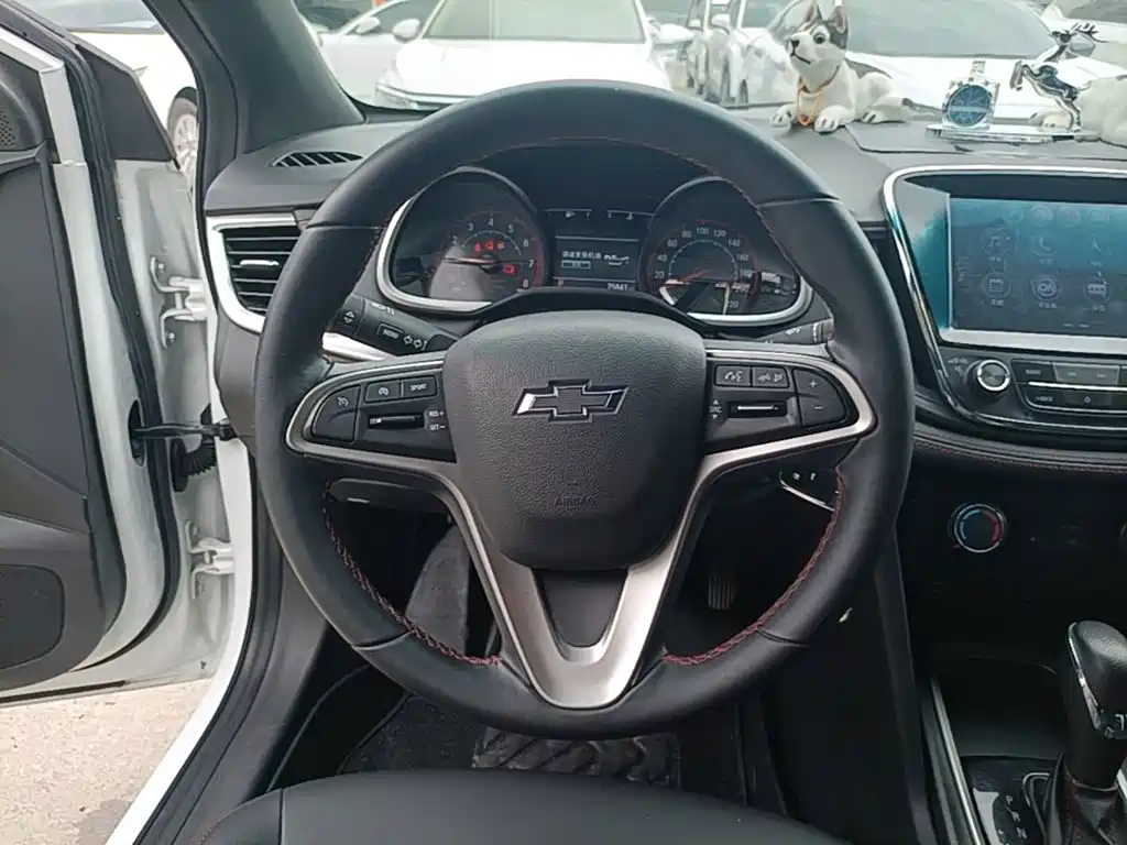 Chevrolet Monza — фото 11