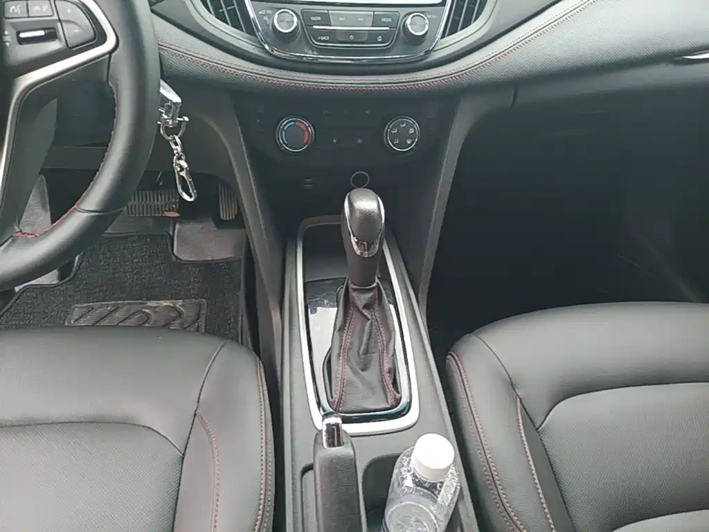Chevrolet Monza — фото 14