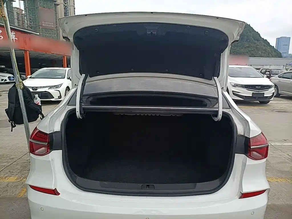 Chevrolet Monza — фото 19