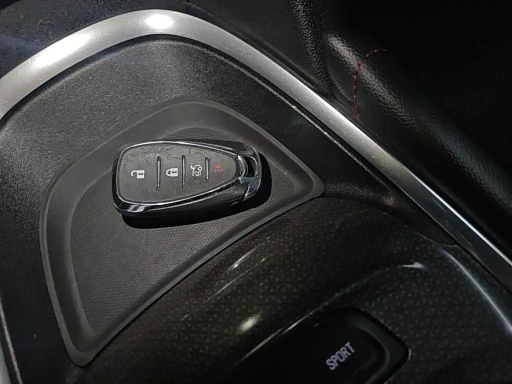 Chevrolet Malibu XL — фото 9