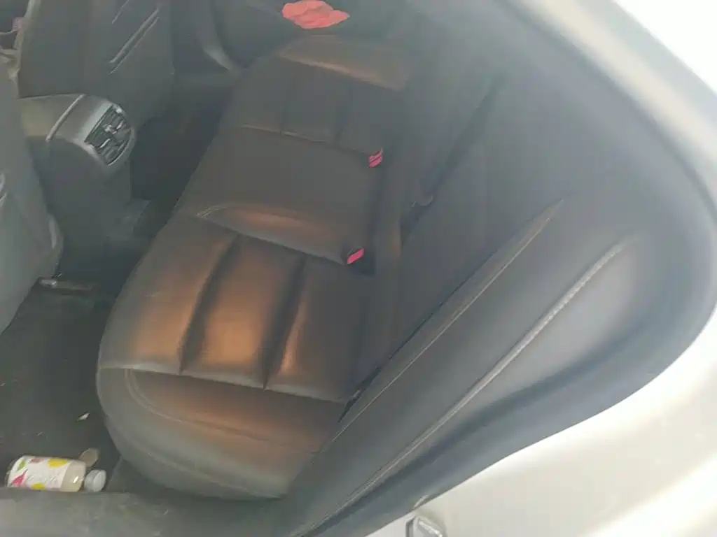Chevrolet Malibu — фото 13