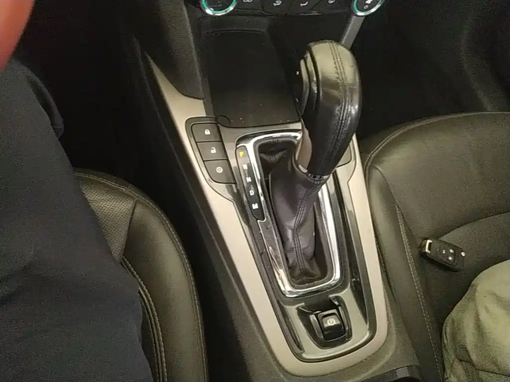 Chevrolet Malibu — фото 10