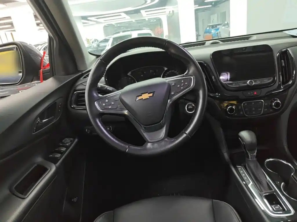 Chevrolet Equinox — фото 11