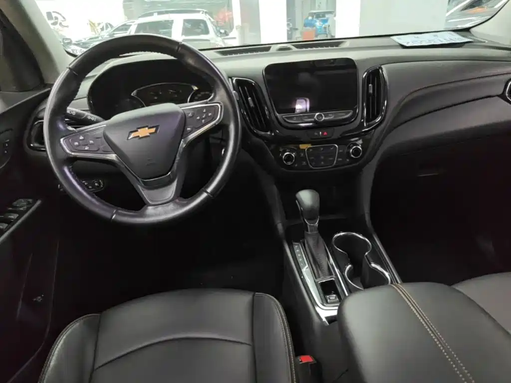 Chevrolet Equinox — фото 10