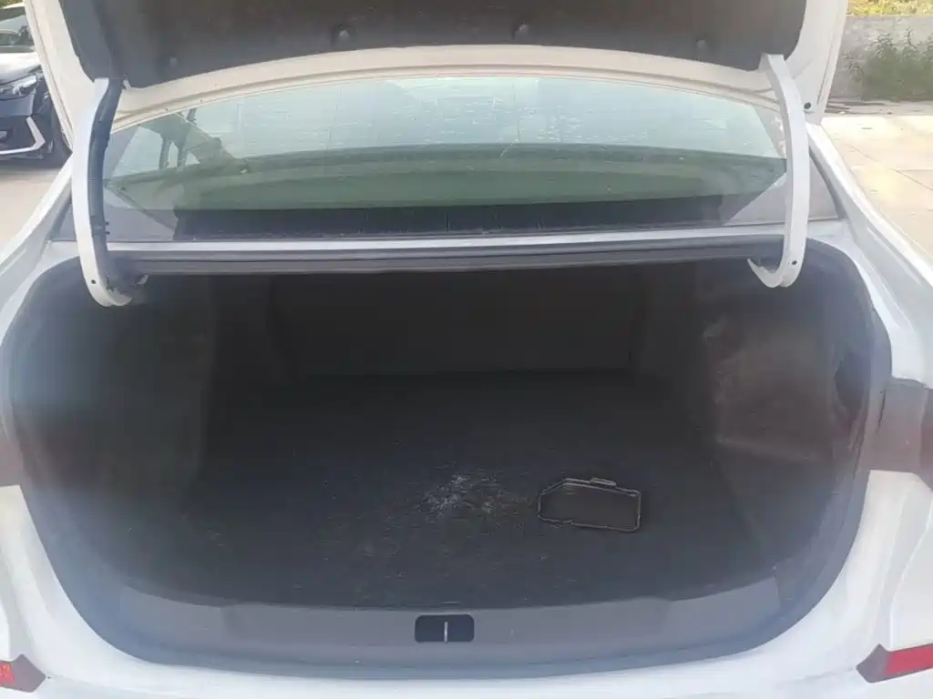 Chevrolet Monza — фото 19