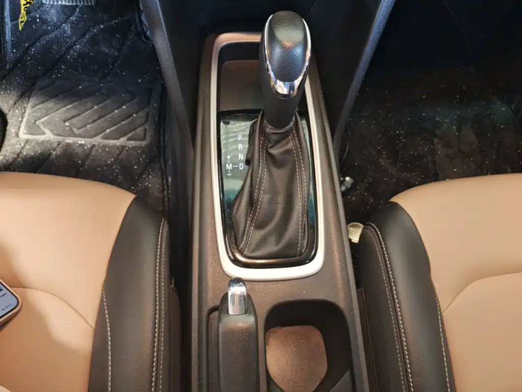 Chevrolet Monza — фото 10