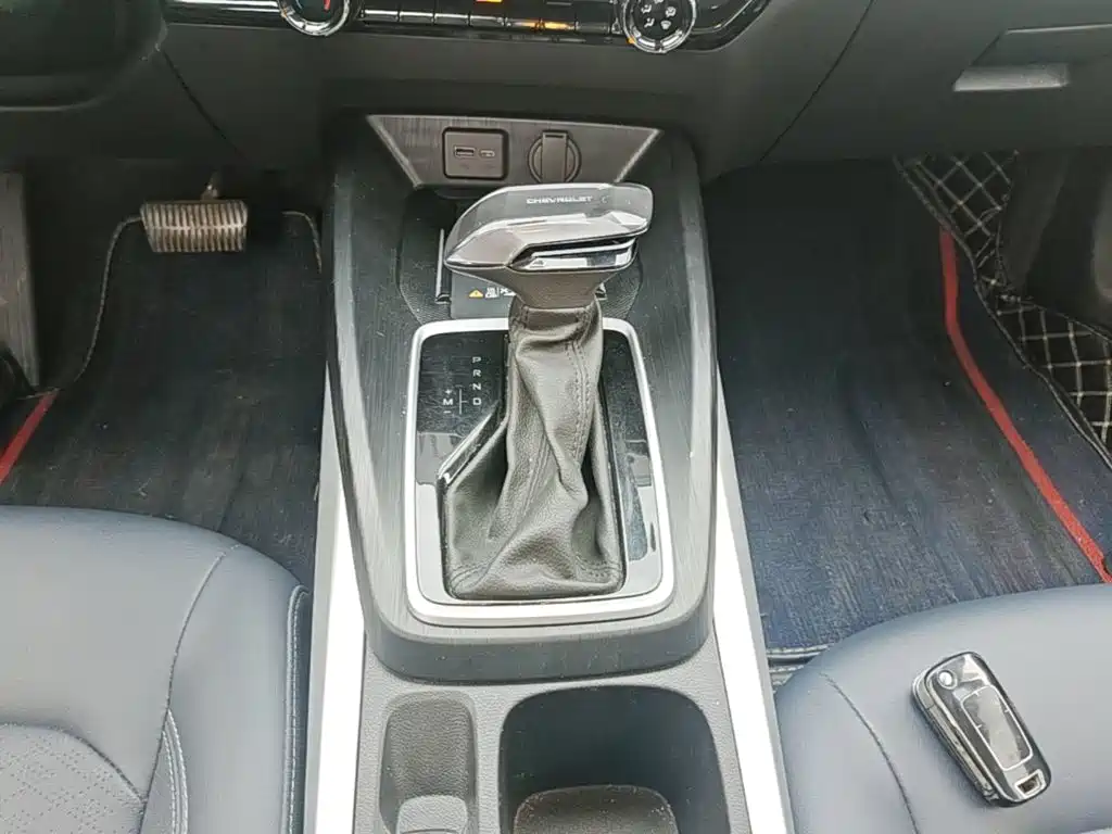 Chevrolet Monza — фото 14