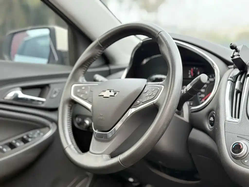 Chevrolet Malibu XL — фото 10