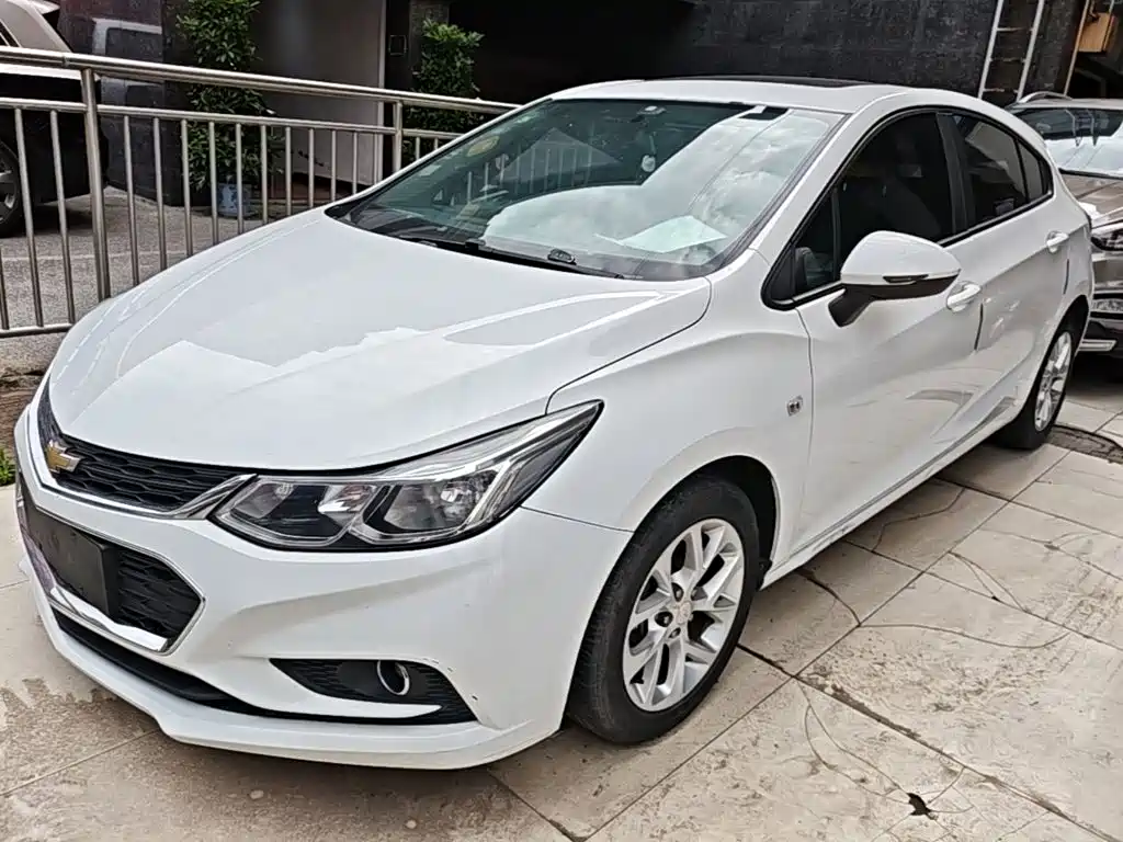 Chevrolet Cruze — фото 2