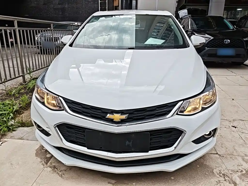 Chevrolet Cruze — фото 3