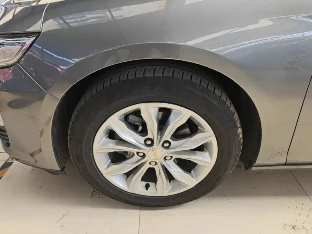Chevrolet Malibu XL — фото 23