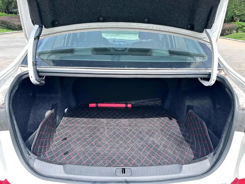 Chevrolet Monza — фото 13
