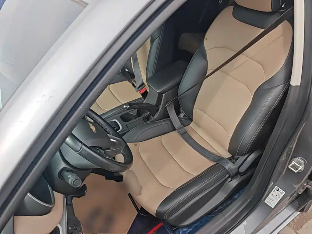 Chevrolet Monza — фото 15