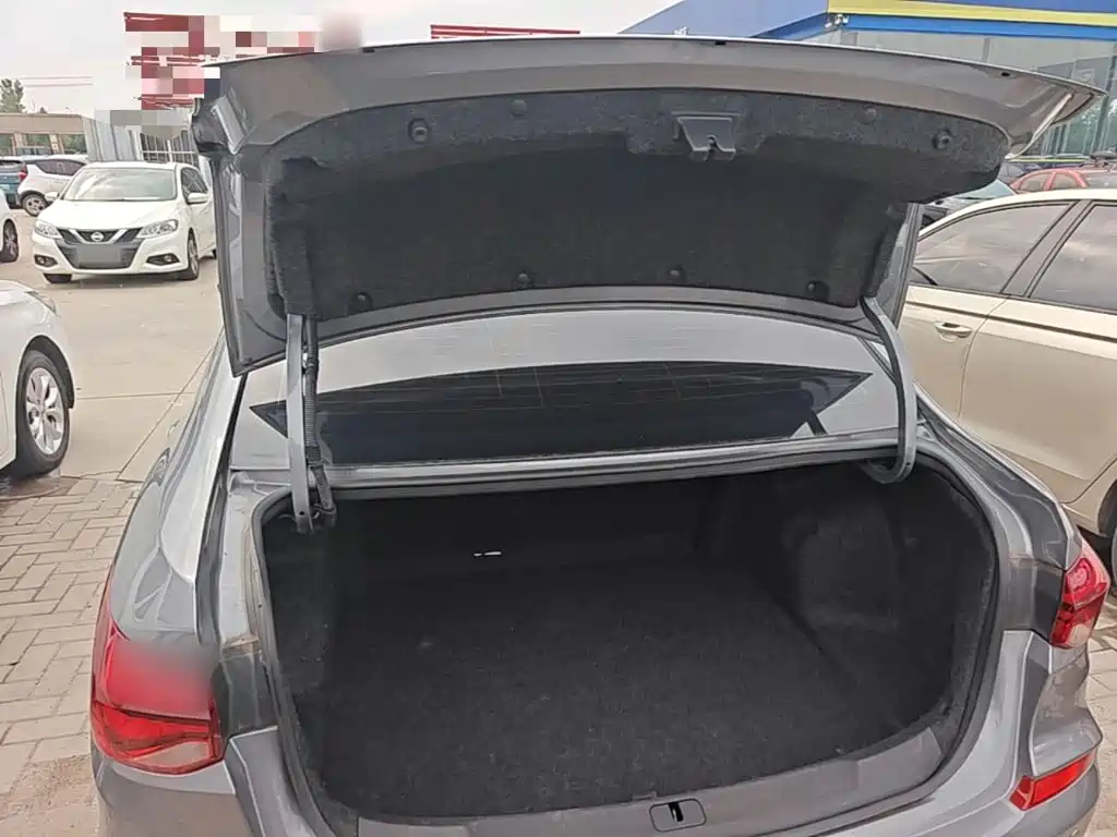 Chevrolet Monza — фото 19