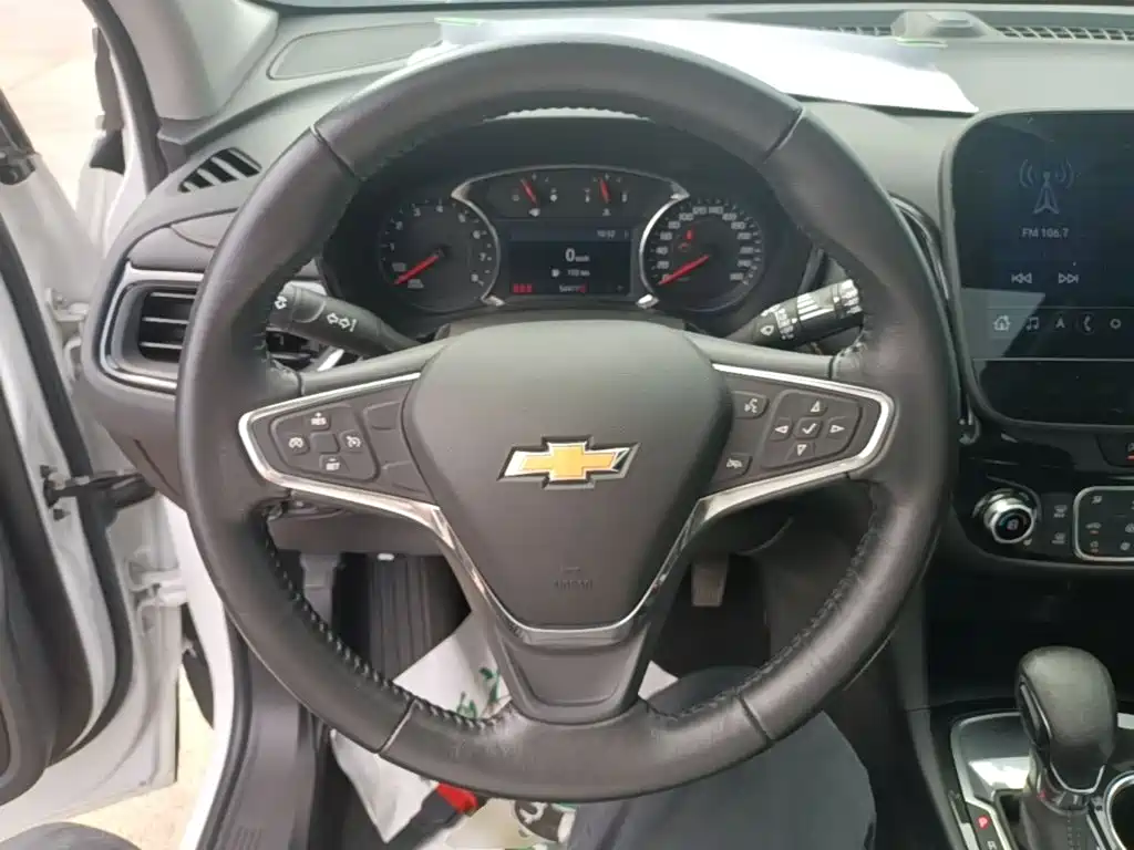 Chevrolet Equinox — фото 11