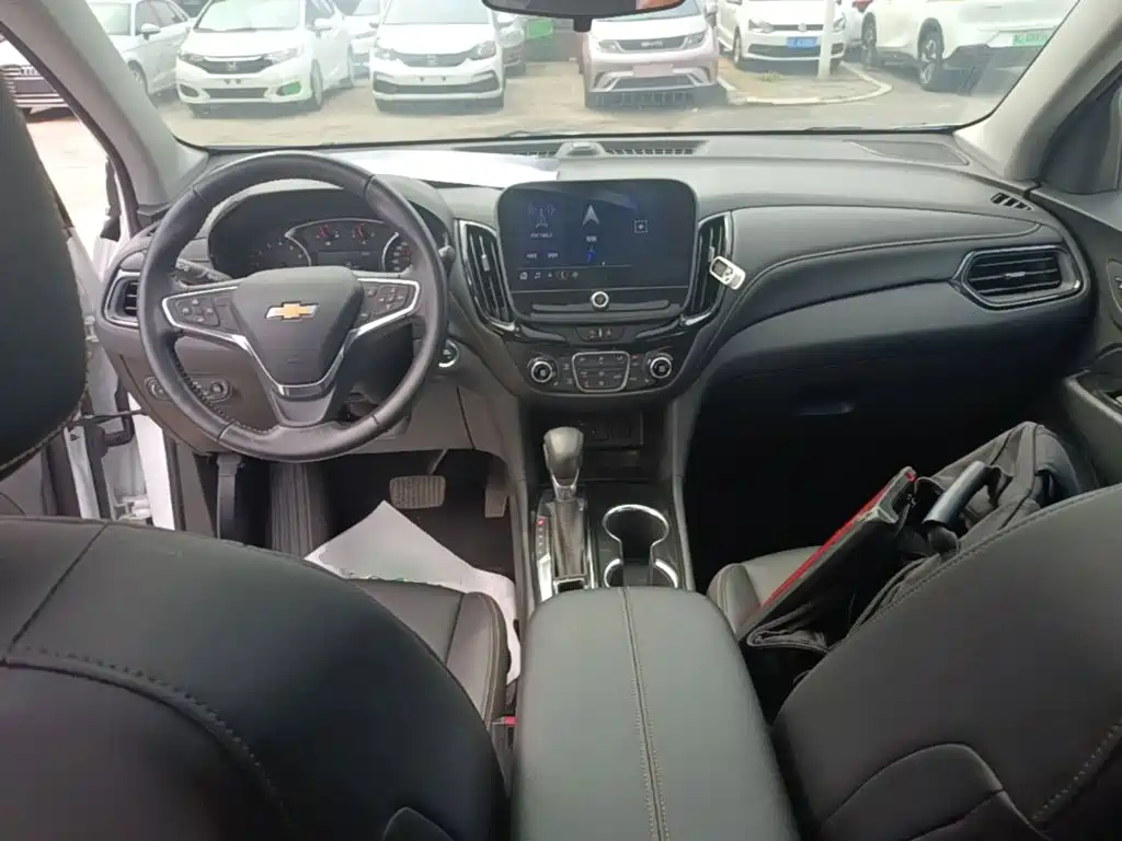 Chevrolet Equinox — фото 10