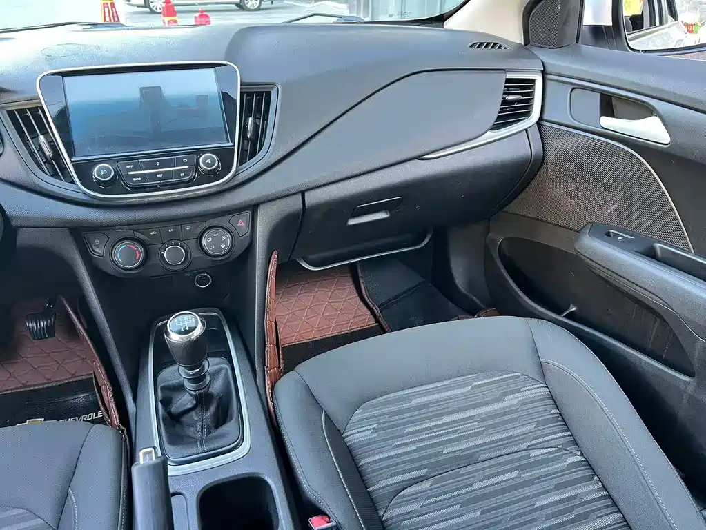 Chevrolet Cavalier — фото 11