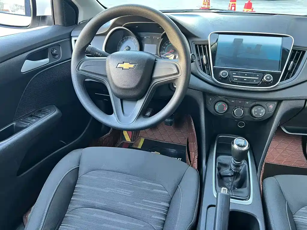Chevrolet Cavalier — фото 10