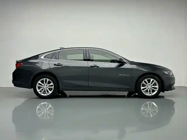 Chevrolet Malibu XL — фото 11