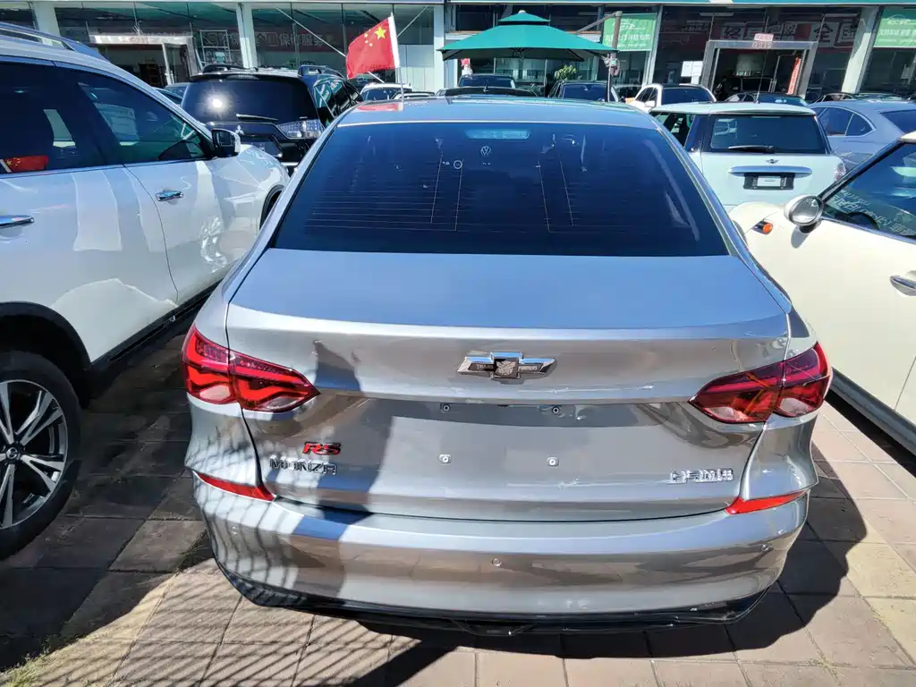 Chevrolet Monza — фото 15