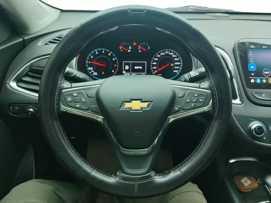 Chevrolet Malibu XL — фото 15