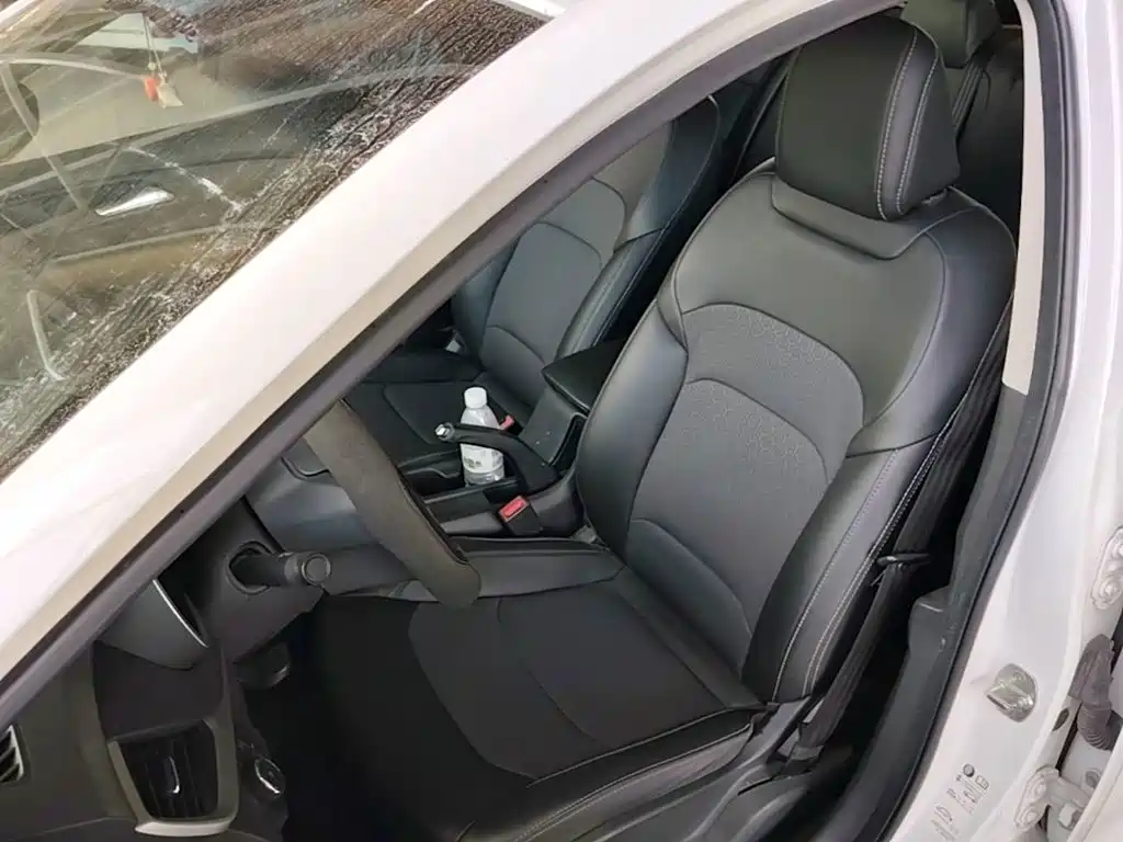 Chevrolet Cavalier — фото 15