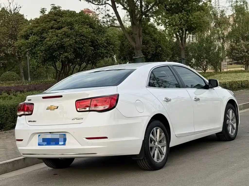 Chevrolet Malibu — фото 5