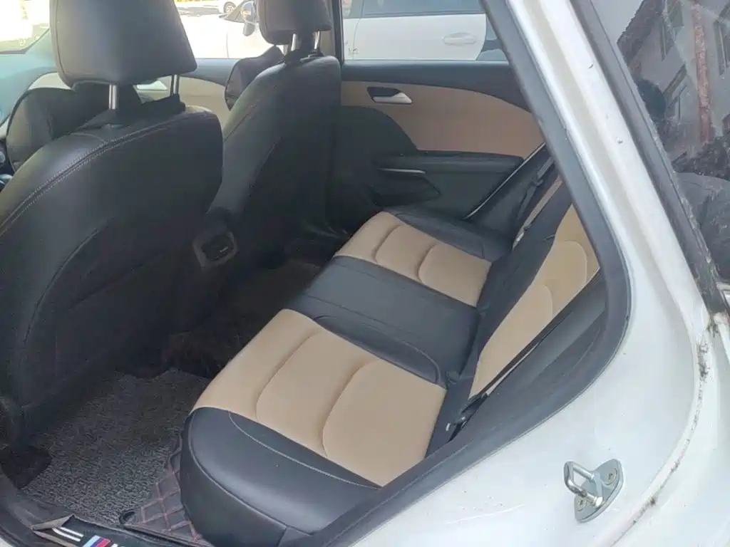 Chevrolet Monza — фото 17