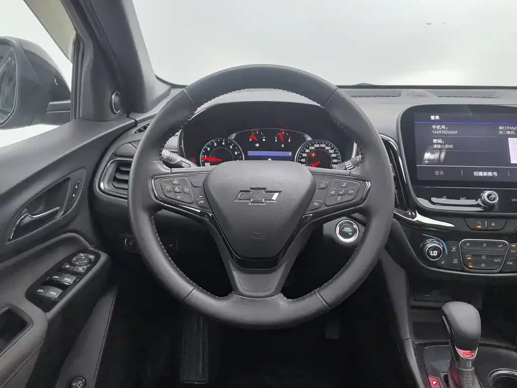 Chevrolet Equinox — фото 11