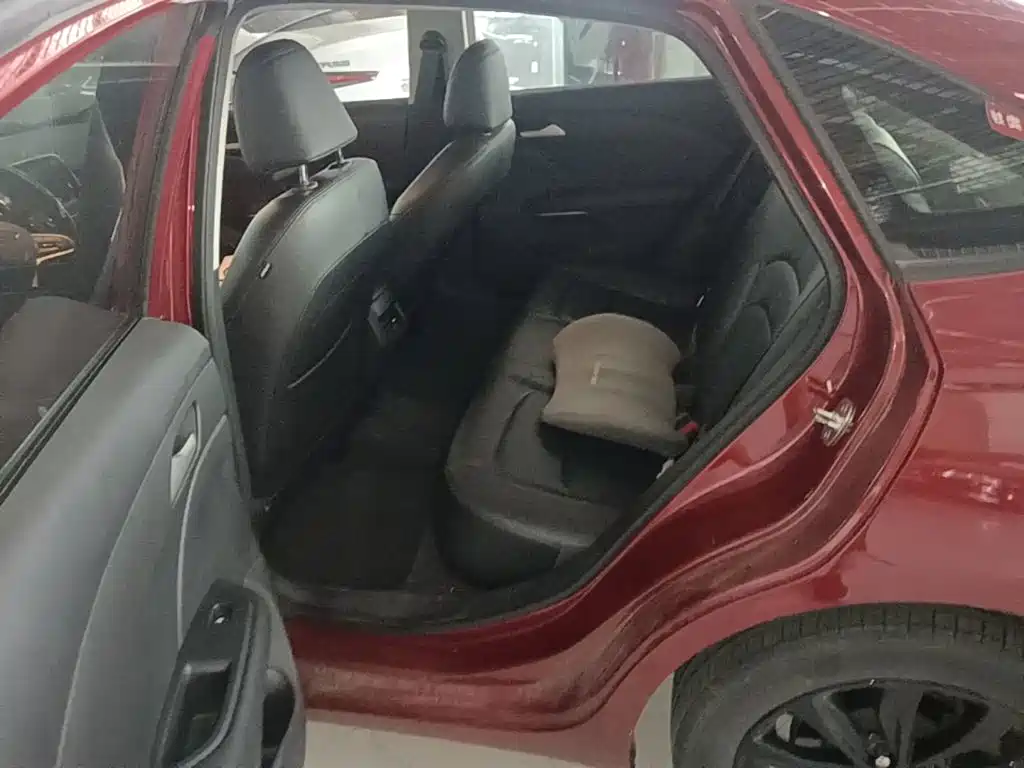 Chevrolet Monza — фото 17