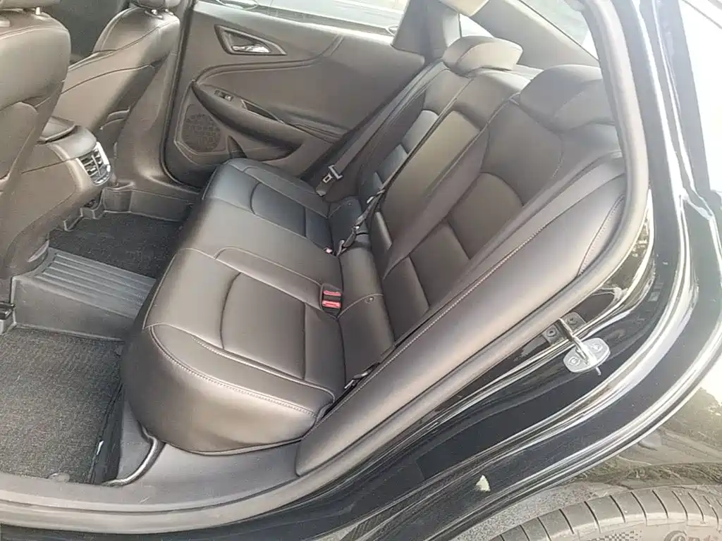 Chevrolet Malibu XL — фото 17