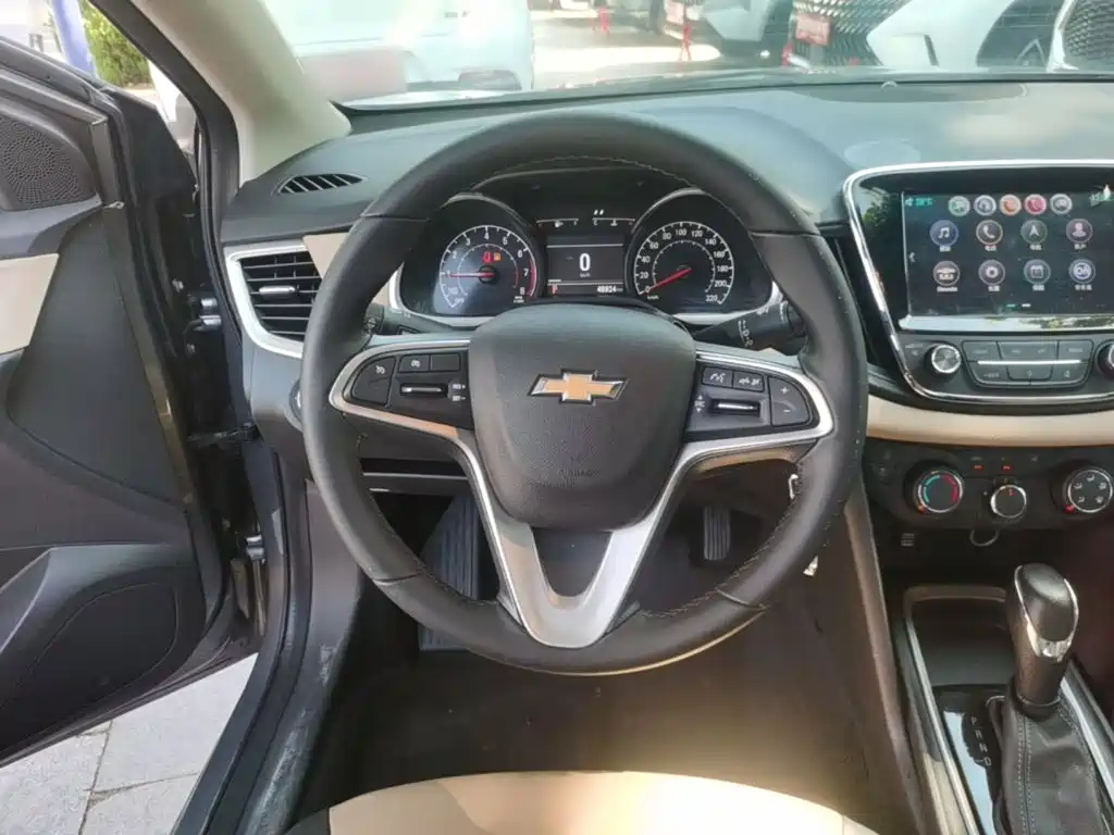 Chevrolet Monza — фото 11
