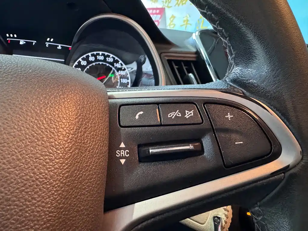Chevrolet Monza — фото 19
