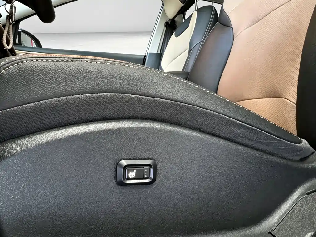 Chevrolet Monza — фото 10