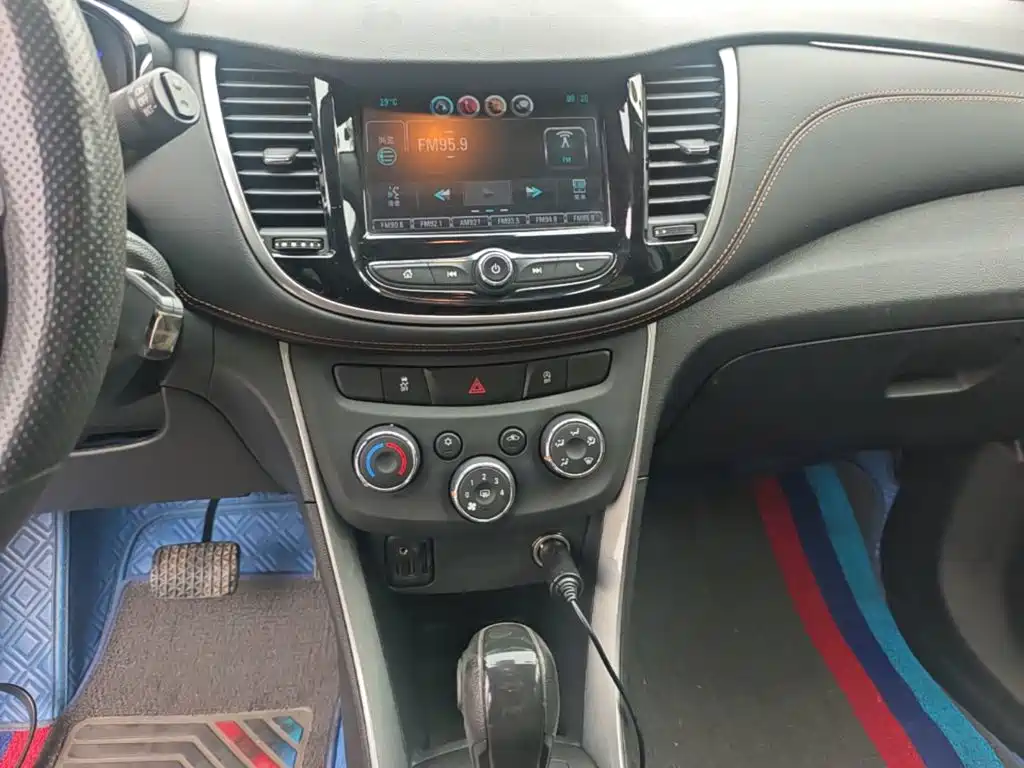 Chevrolet Trax — фото 13