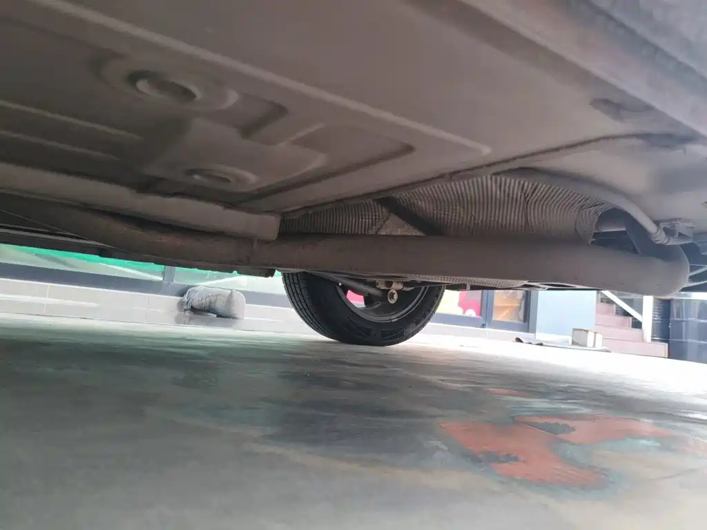 Chevrolet Monza — фото 19