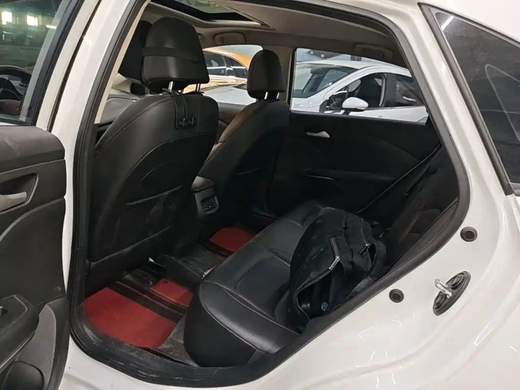 Chevrolet Monza — фото 17
