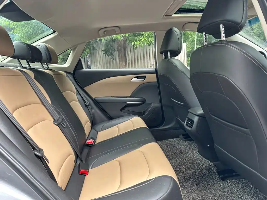 Chevrolet Monza — фото 14