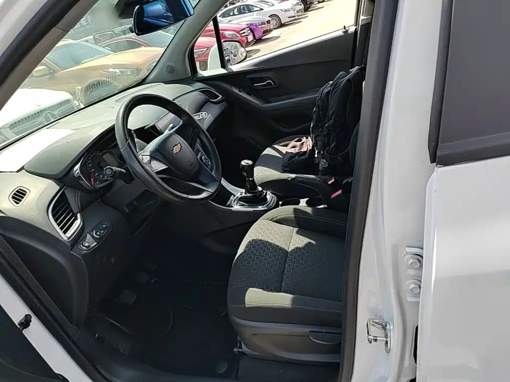 Chevrolet Trax — фото 15