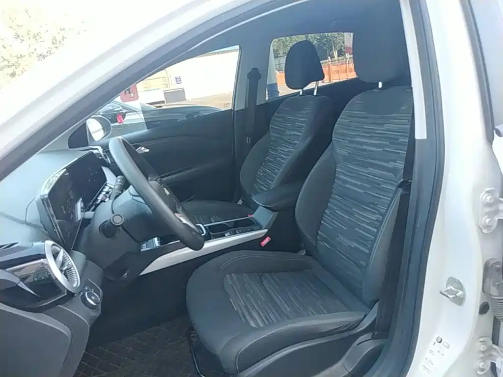 Chevrolet Monza — фото 15