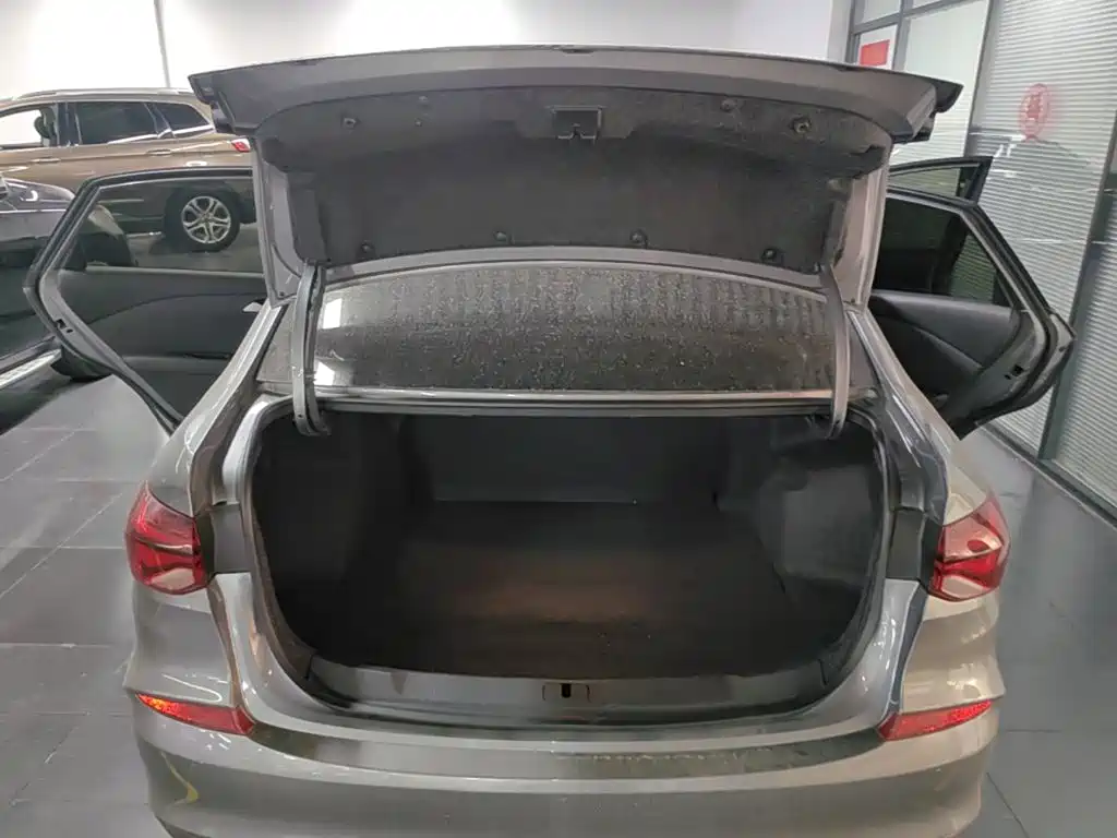 Chevrolet Monza — фото 19