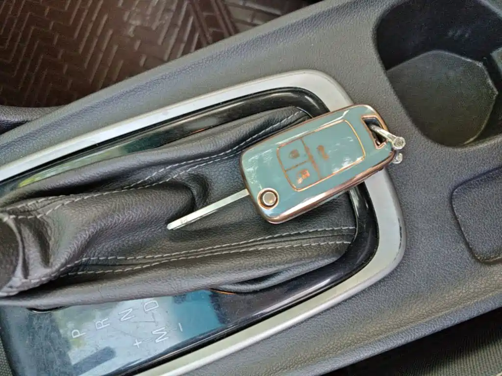 Chevrolet Monza — фото 17