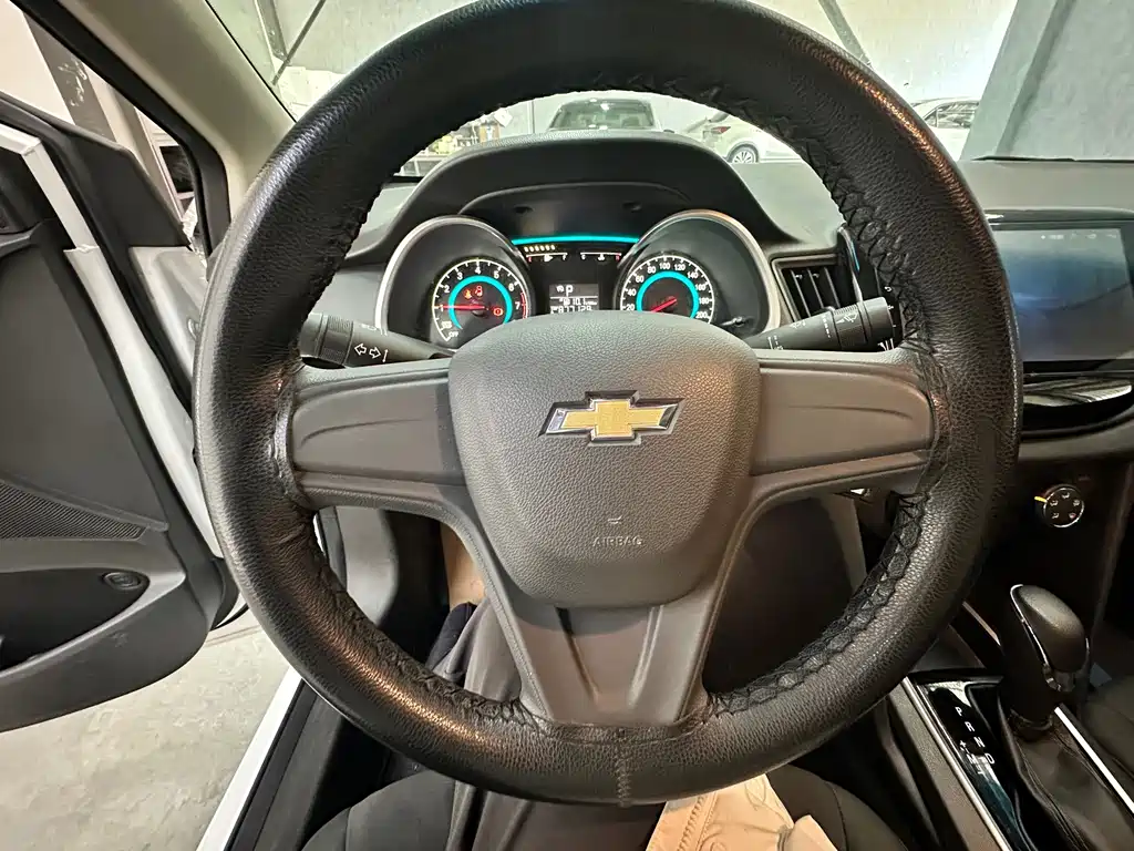 Chevrolet Cavalier — фото 13