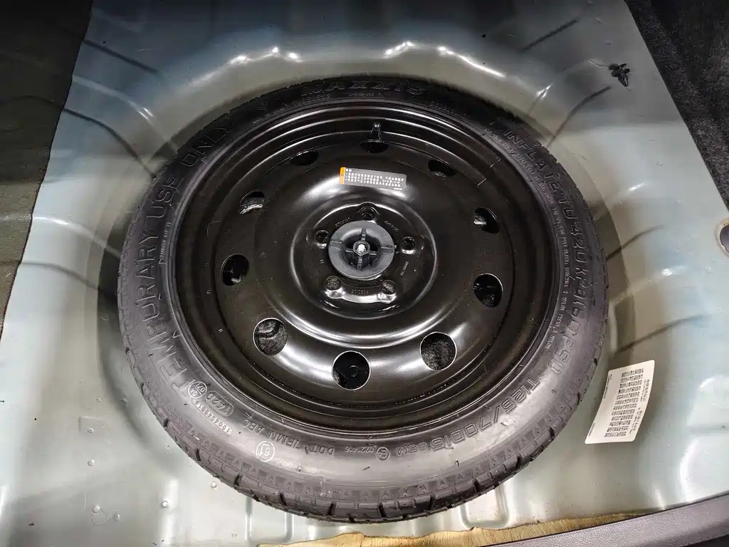 Chevrolet Monza — фото 13
