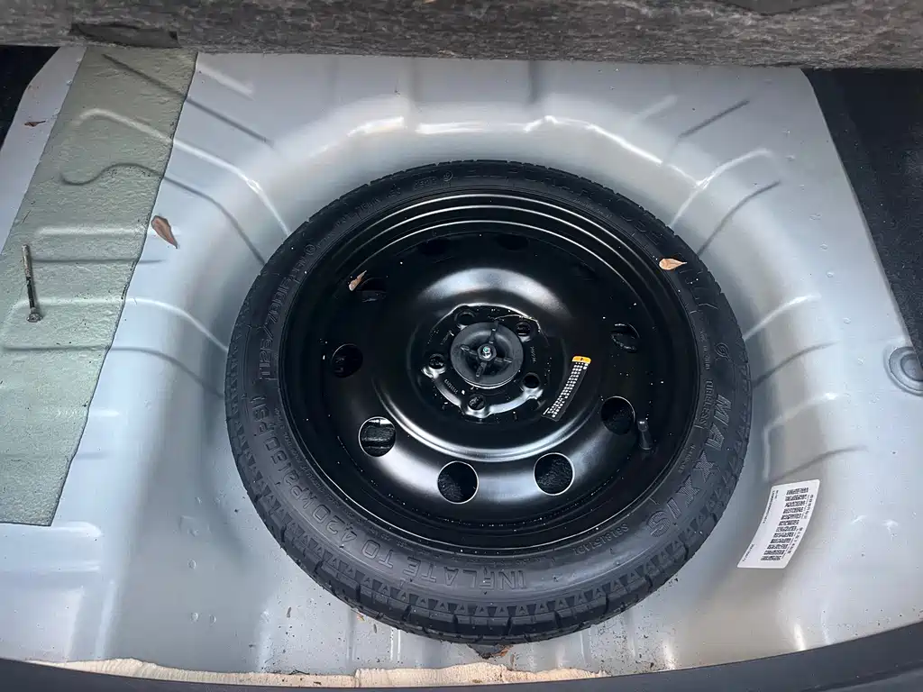 Chevrolet Monza — фото 15