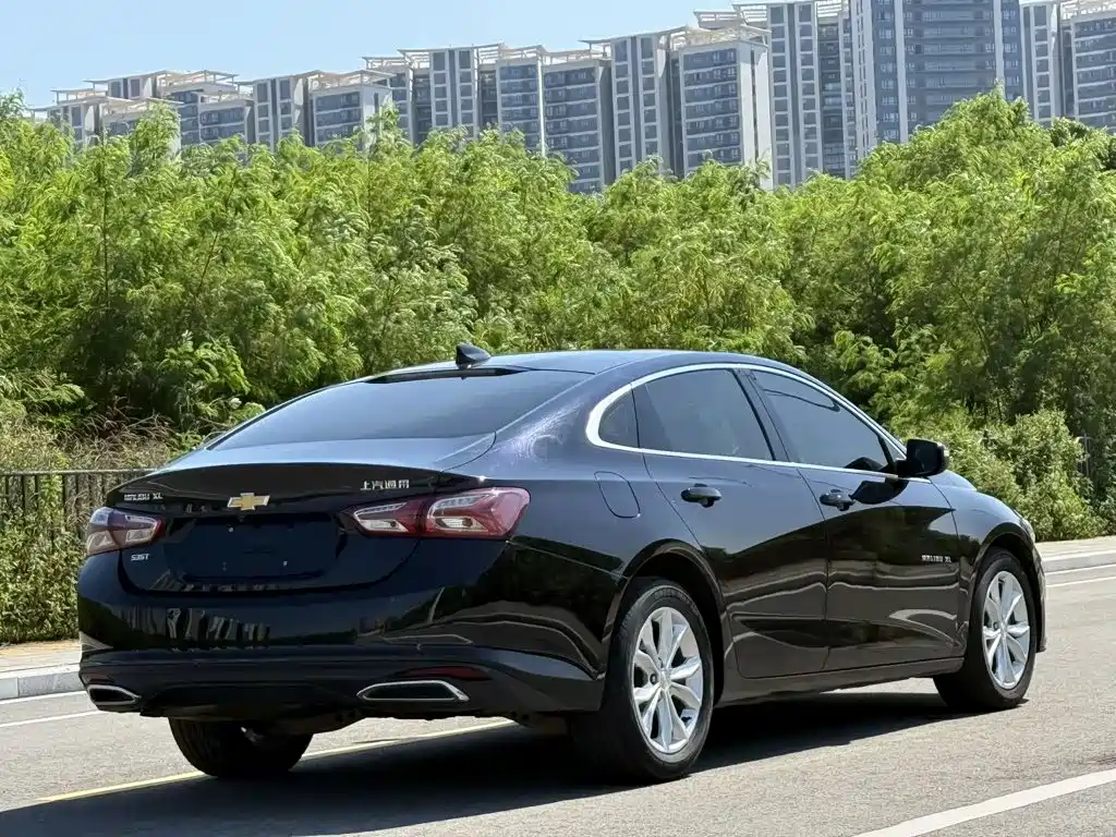 Chevrolet Malibu XL — фото 9