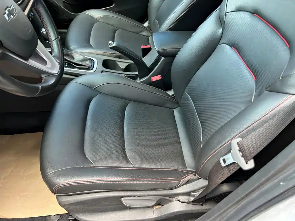 Chevrolet Monza — фото 10